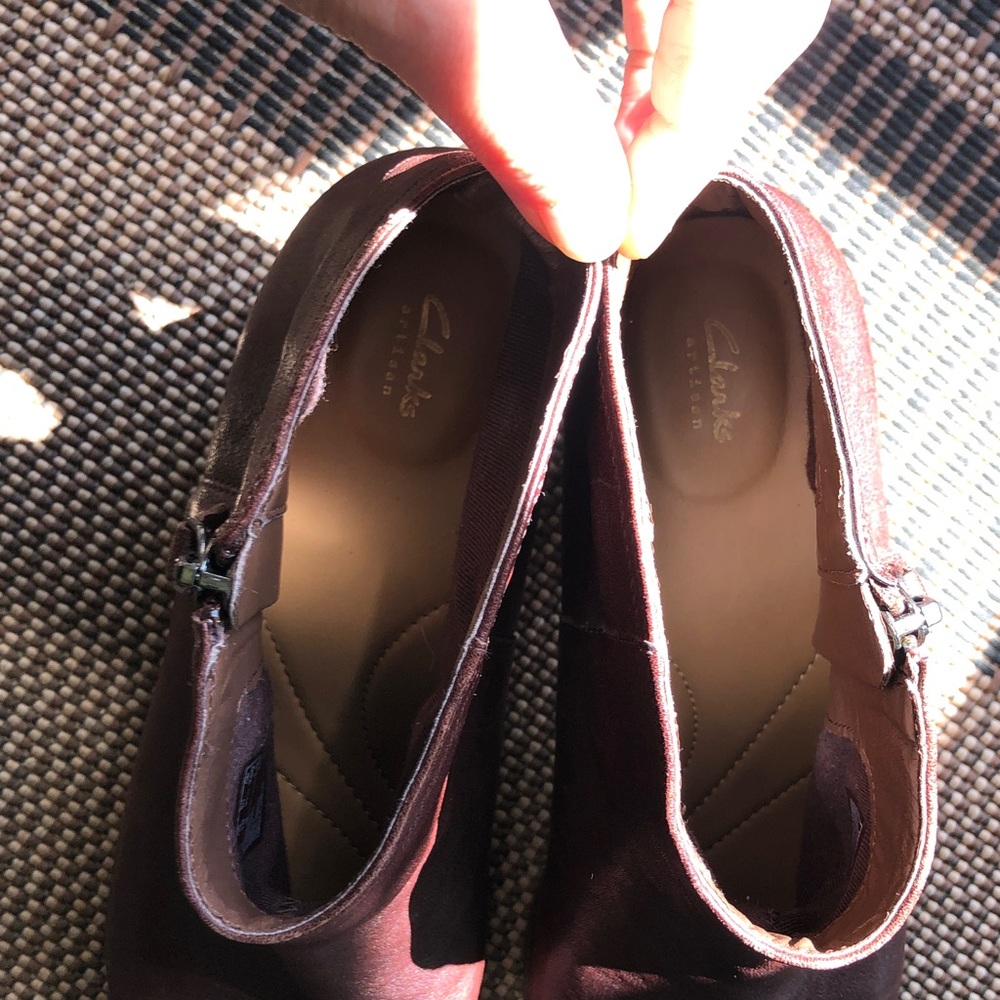Clarks Brown Leather ankle boots with Side Zip - Picture 6 of 7